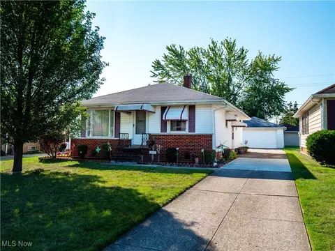 12308 Eastwood Blvd, Garfield Heights, OH 44125