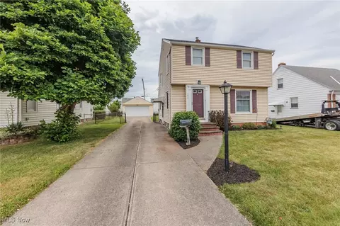 5614 Forest Ave, Parma, OH 44129