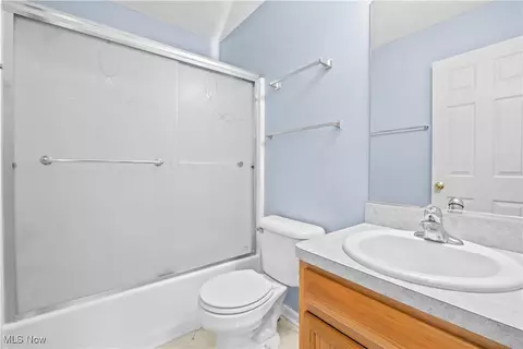 150 Harvest Ct, Lagrange, OH 44050 photo 12