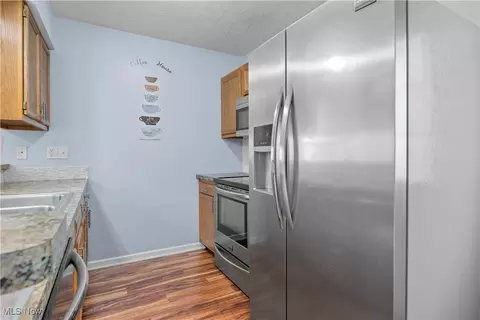 150 Harvest Ct, Lagrange, OH 44050 photo 8