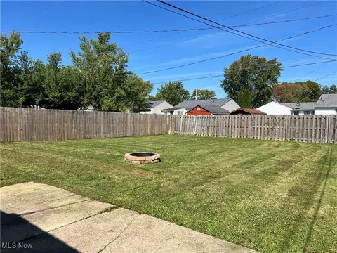 2139 E 44th St, Ashtabula, OH 44004 photo 22