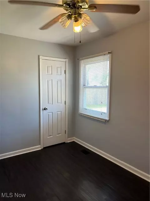 2139 E 44th St, Ashtabula, OH 44004 photo 18