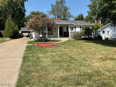 3948 Brandomyne Ave, Youngstown, OH 44511
