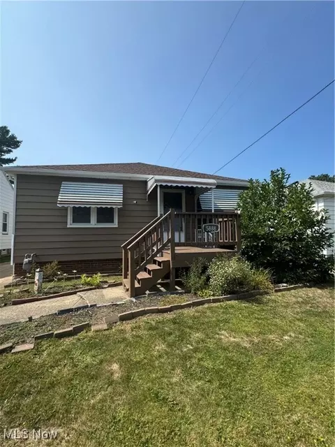 5888 W 54th St, Cleveland, OH 44129