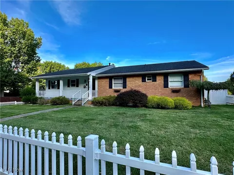 2904 Morningside Ave, Parkersburg, WV 26101