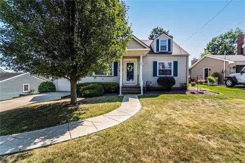 504 Brandon Ave, Struthers, OH 44471
