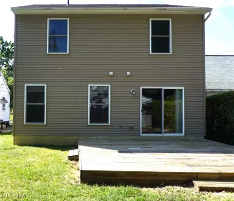 Exterior - 1671 Mapledale Rd, Wickliffe, OH 44092 photo 3 of 4
