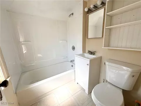 Bath - 824 E 236th St, Euclid, OH 44123 photo 1 of 2