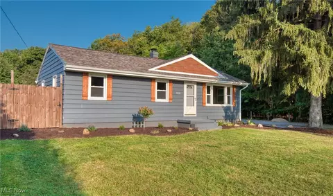 9550 Lisbon Rd, Canfield, OH 44406