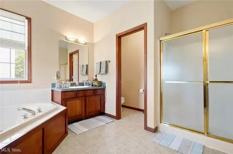 Bath - 201 Us Grant St, Lagrange, OH 44050 photo 1 of 1