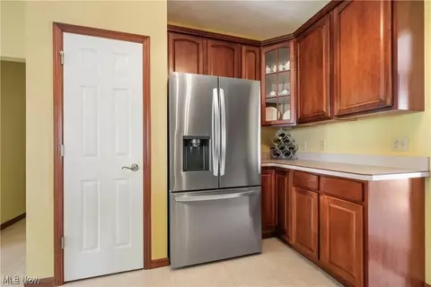 Kitchen - 201 Us Grant St, Lagrange, OH 44050 photo 3 of 4