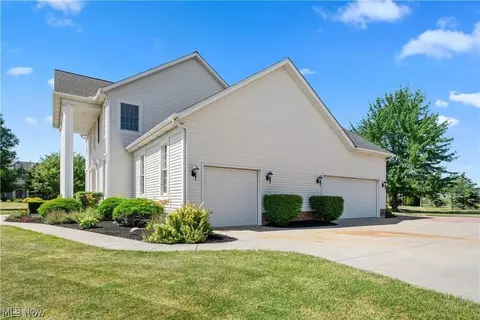 Exterior - 201 Us Grant St, Lagrange, OH 44050 photo 4 of 4