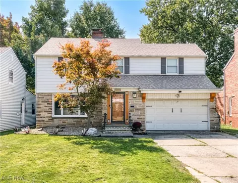 4520 Birchwold Rd, Cleveland, OH 44121
