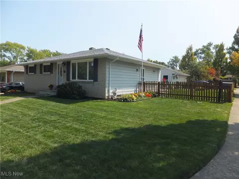1301 Eric Ln, Cleveland, OH 44109