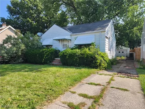 4665 W 149th St, Cleveland, OH 44135