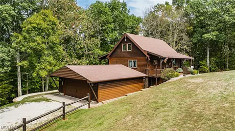 2207 Veto Rd, Vincent, OH 45784