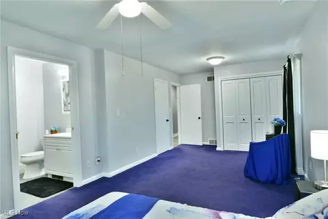Bedroom - 580 Como St, Struthers, OH 44471 photo 3 of 9