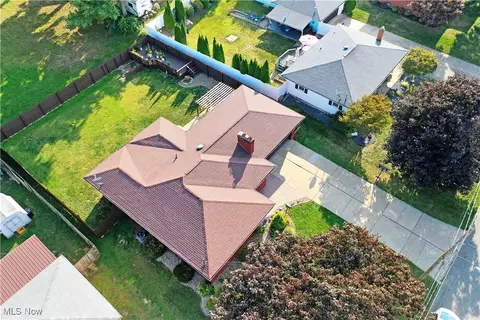 View/Area - 580 Como St, Struthers, OH 44471 photo 3 of 3