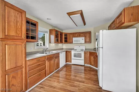 113 Saint Andrews, Elyria, OH 44035 photo 6