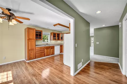 113 Saint Andrews, Elyria, OH 44035 photo 7