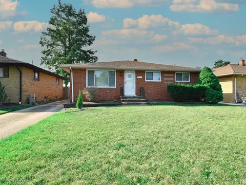 12118 Havana, Garfield Heights, OH 44125