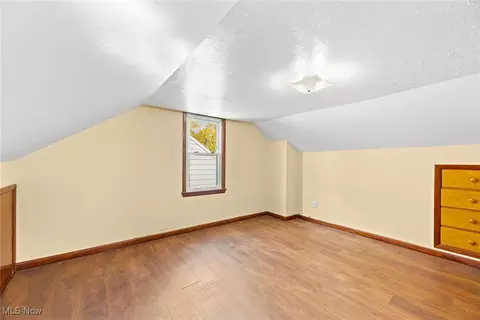 Bedroom - 30044 Robert St, Wickliffe, OH 44092 photo 4 of 7