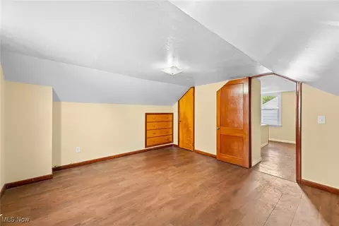 Bedroom - 30044 Robert St, Wickliffe, OH 44092 photo 5 of 7