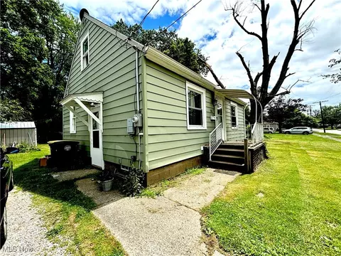 1516 Ohio Ave, Ashtabula, OH 44004 photo 20