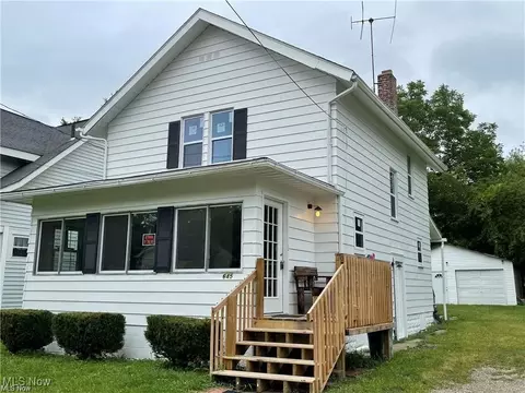645 Gridley Ave, Akron, OH 44306