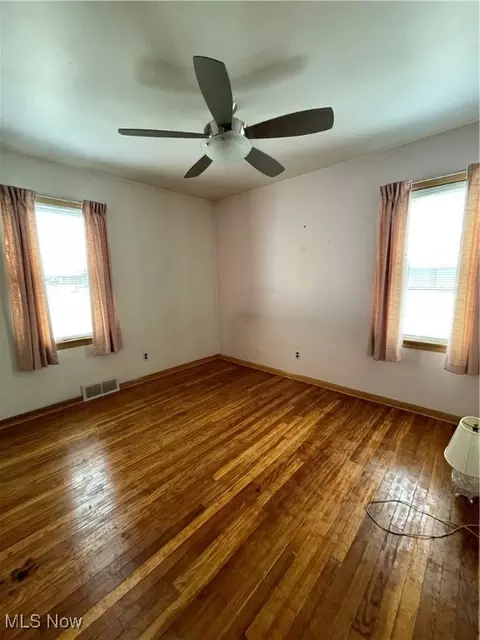 631 E 240th St, Euclid, OH 44123 photo 17