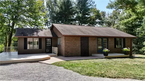 7218 Township Road 664, Dundee, OH 44624