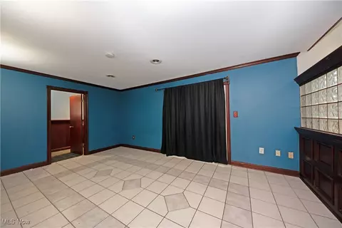 2501 E Pleasant Valley Rd, Seven Hills, OH 44131 photo 13