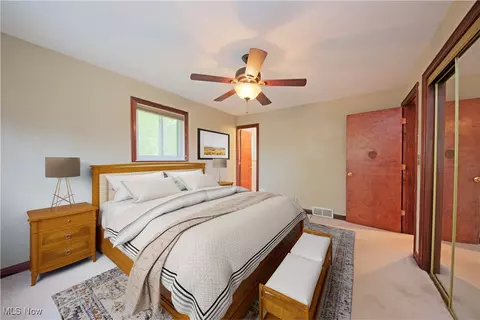 2501 E Pleasant Valley Rd, Seven Hills, OH 44131 photo 15