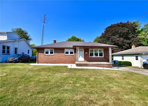 591 Brandon Ave, Struthers, OH 44471