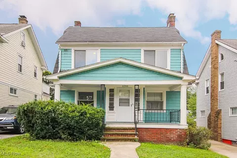 3288 Silsby Rd, Cleveland Heights, OH 44118
