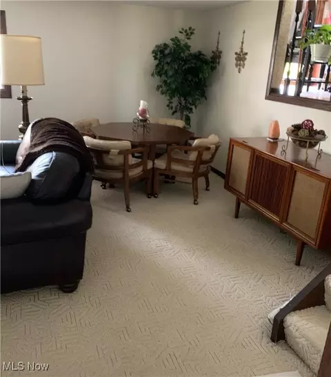 4646 Windsor Cir NE, Canton, OH 44714 photo 16