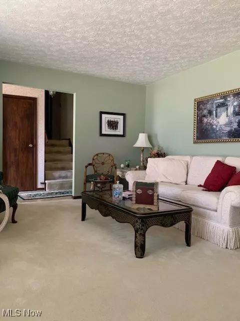 4646 Windsor Cir NE, Canton, OH 44714 photo 7