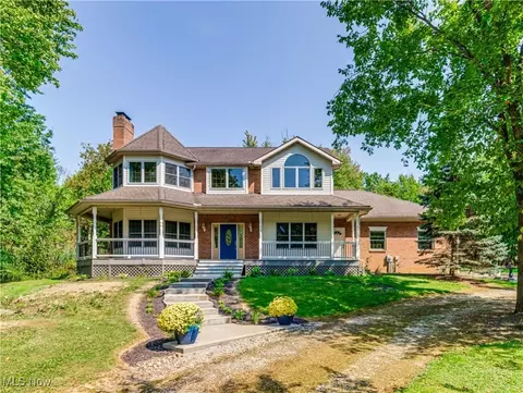 6149 Olde Eight Rd, Peninsula, OH 44264