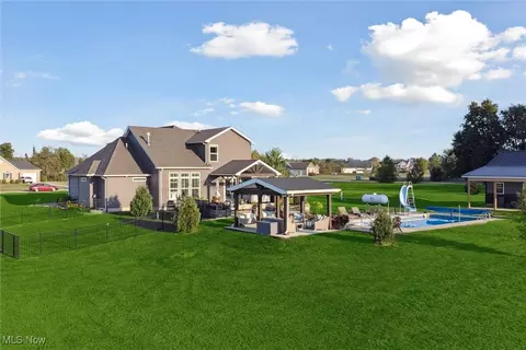 17328 Creekside St, Lagrange, OH 44050 photo 6