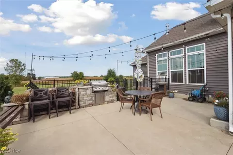 17328 Creekside St, Lagrange, OH 44050 photo 9