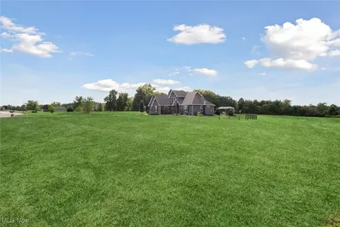 17328 Creekside St, Lagrange, OH 44050 photo 7