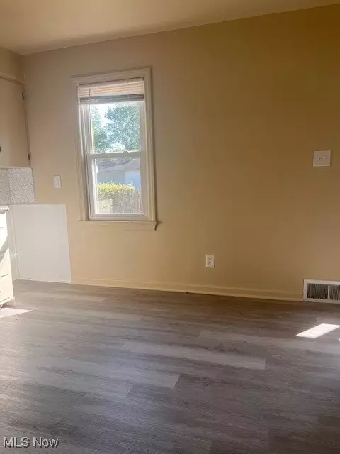 Other - 39 W Lewis St, Struthers, OH 44471 photo 2 of 9