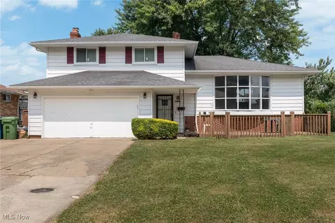 36229 Hillcrest Dr, Eastlake, OH 44095