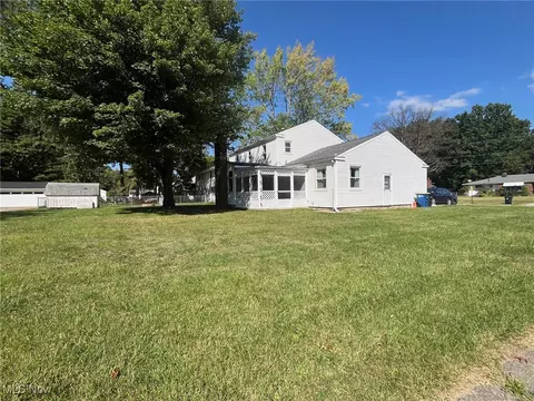 1219 Union Ave, Ashtabula, OH 44004 photo 2