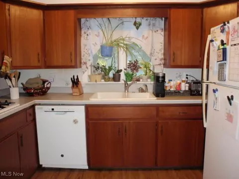 230 Stanford Ave, Elyria, OH 44035 photo 14