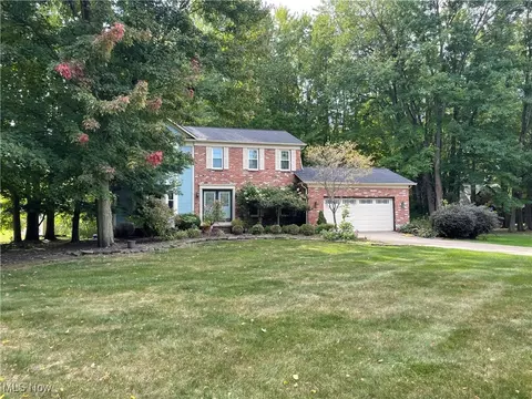 9570 Curberry Dr, Concord, OH 44060