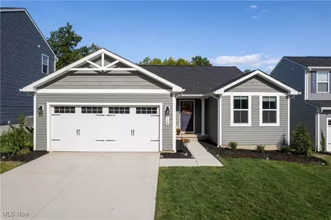 734 Whisper Creek Ln, Lodi, OH 44254