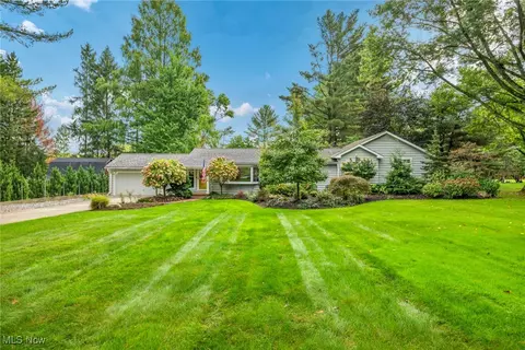 2513 Red Fox Pass, Willoughby Hills, OH 44094 photo 3