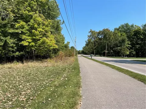 1902 Ford Rd, Elyria, OH 44035 photo 42