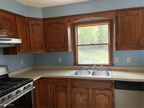 1902 Ford Rd, Elyria, OH 44035 photo 9